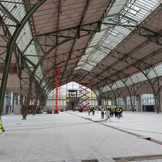 Episode 8 - Prague Quadrennial: Immersion, Infrastructure and the Scenography of the Unseen + Pond Life by Elyne Quan