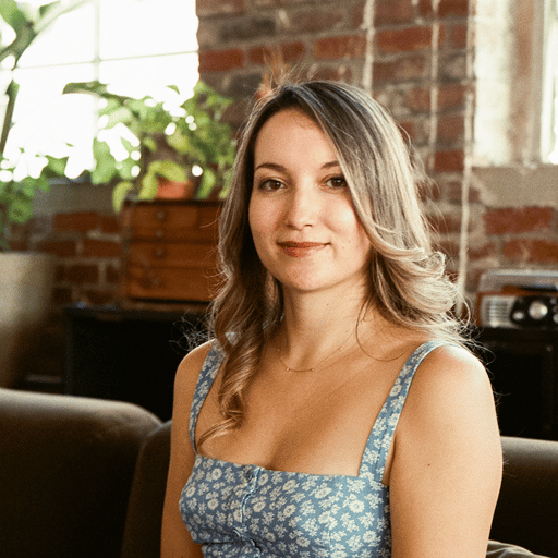 Episode 550: Ghost Writer Amy Suto and Her Quarter-Million-Dollar Substack