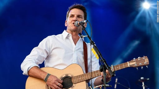 Episode 6: Guster Guitarist & REVERB Co-Founder, Adam Gardner