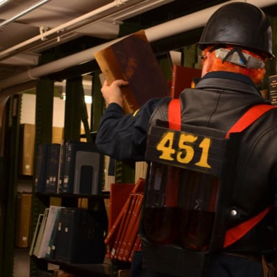 Fahrenheit 451 by Ray Bradbury Review