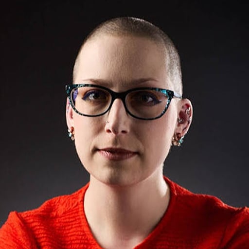 S2 E39 Stephanie Anne - Canadian Horror Author		