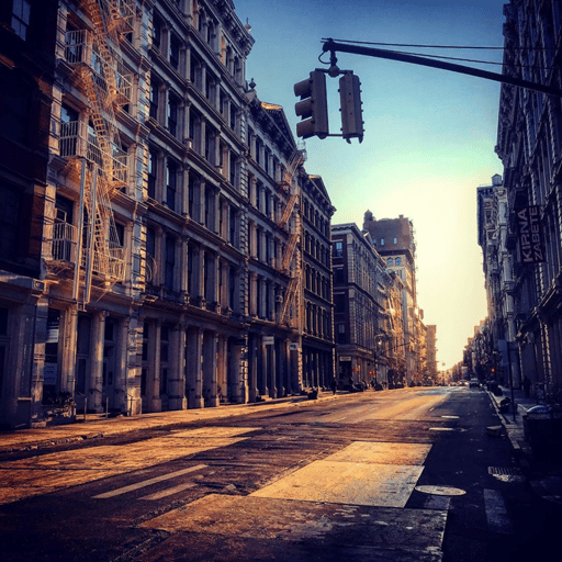 S01E04 REAL GONE – “The Artistic Colonization of SoHo”