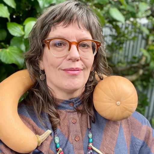 The Holy Fool, Hallowed Weeds & How To Just Start Writing Already with Helen Lehndorf