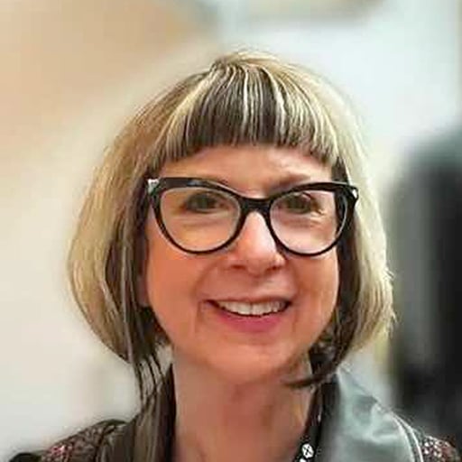 Episode 3 - An Interview with Laura Kusumoto, Principal of Iteration Zero