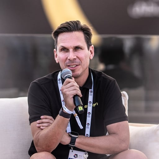 Michael Dhulst | Co-Founder & CEO at Supertri