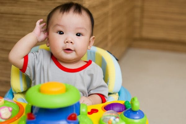 Container Babies: The Danger of Infant Restraint Devices image