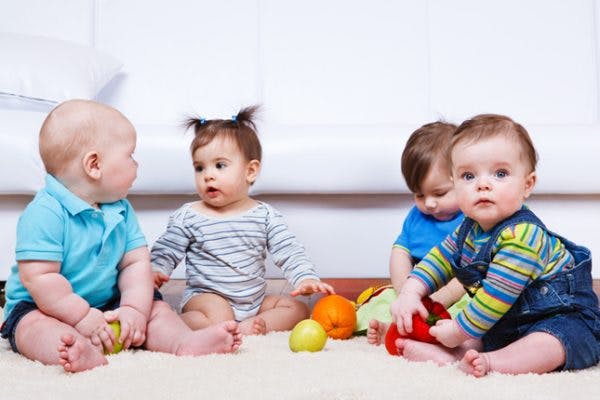Playdate Etiquette for Parents image