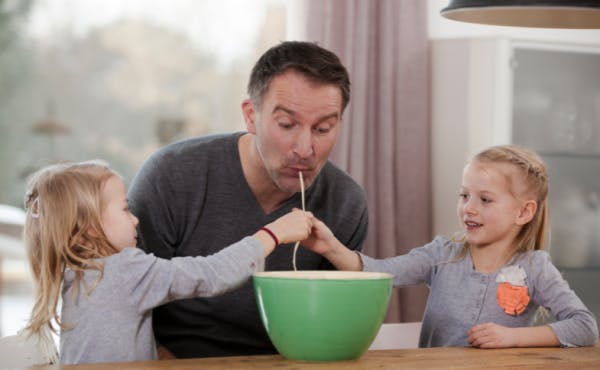 What Expecting Twin Dads Really Need to Know image