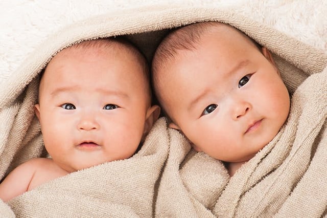 How to Fix Diastasis Recti After a Twin Birth image