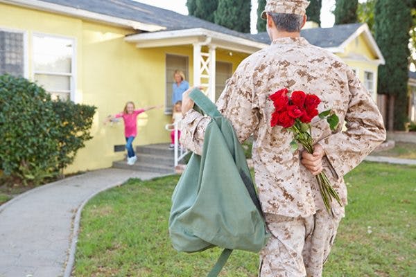 Distant Families: Ways to Stay in Touch image
