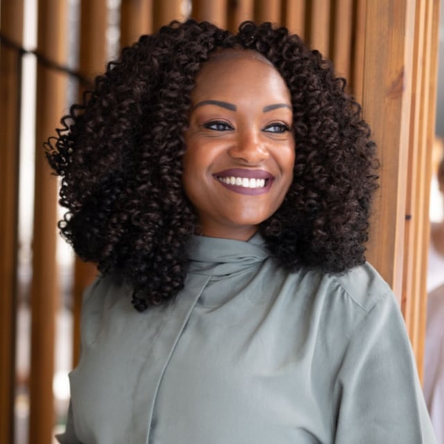 Aging Abroad in Dubai with Dr. Tiffany L. Smith image