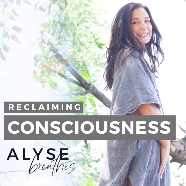 #119 - What it Actually Means to Be Psychic with Amy Belair image