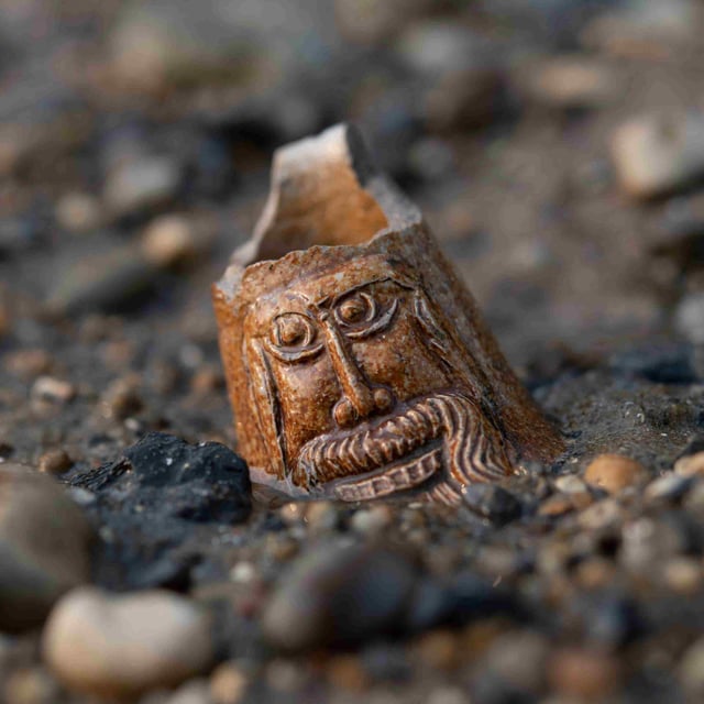 Secrets of the Thames image