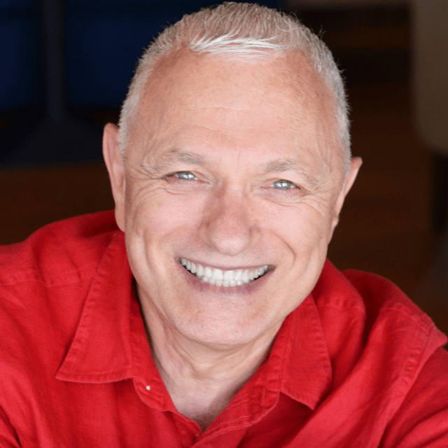 EP607: Raymond Aaron - Are You Fishing In A Blue Ocean Or In A Red Ocean image