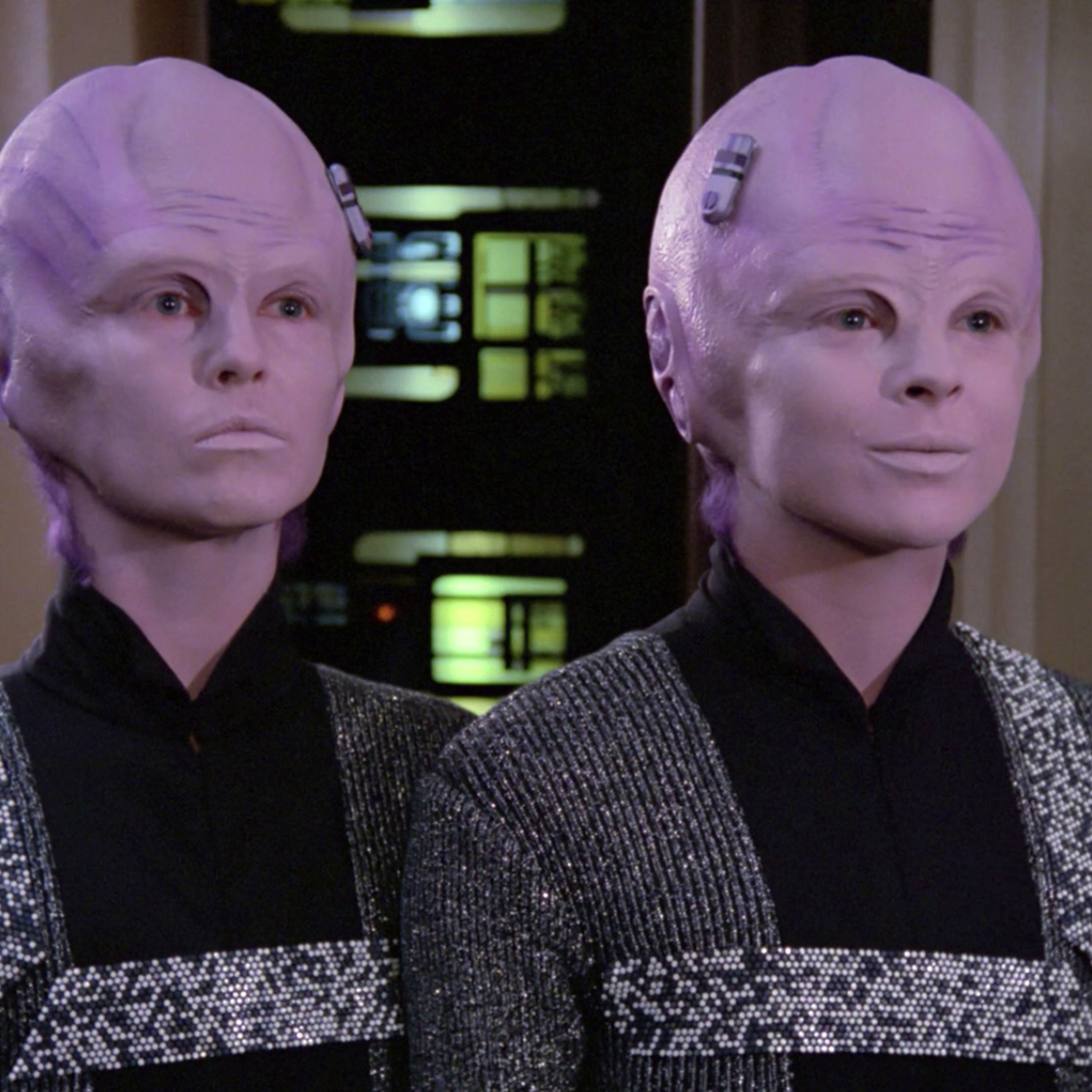 Star Trek the Next Generation - 11001001 episode artwork