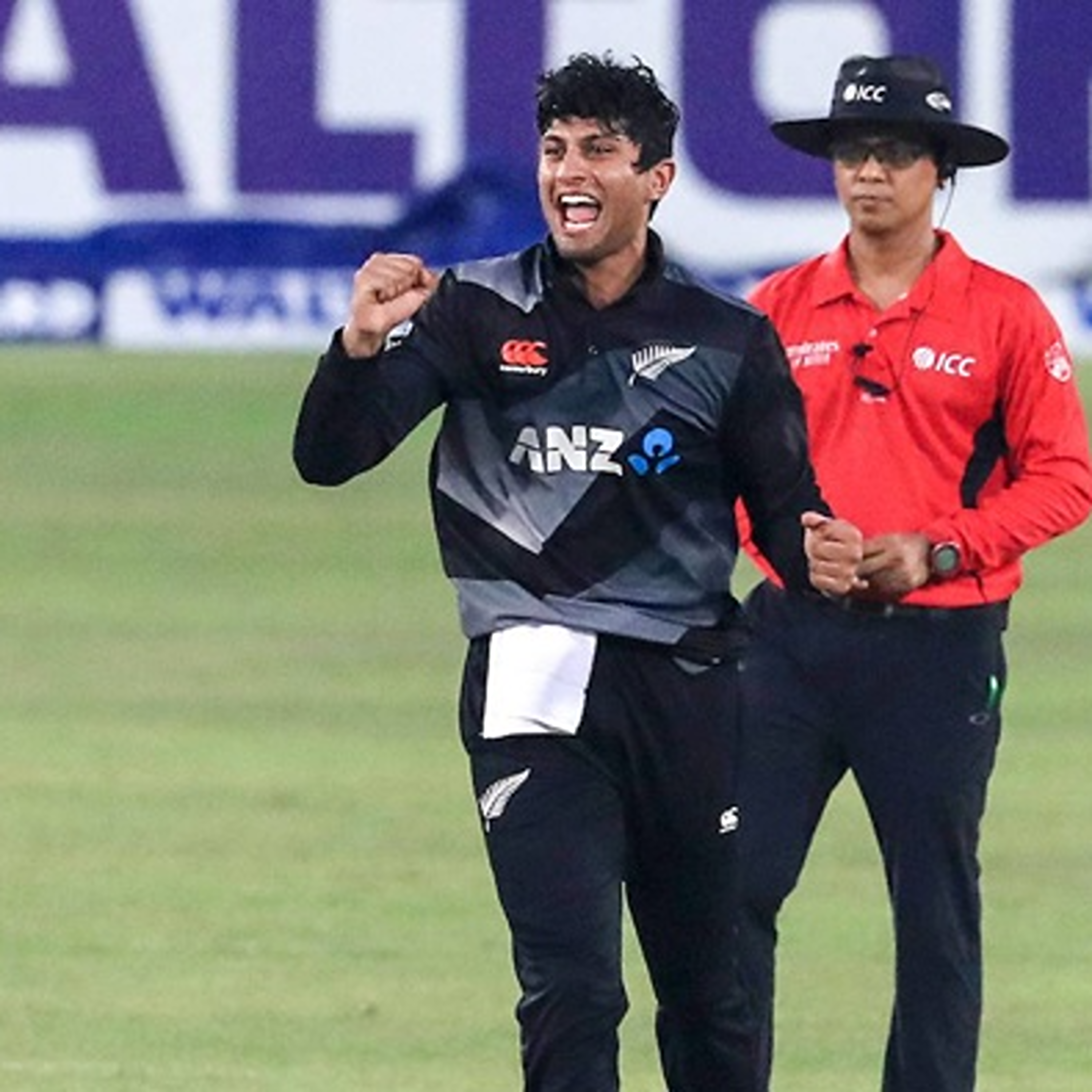 Conway and Ravindra light up the World Cup opener
