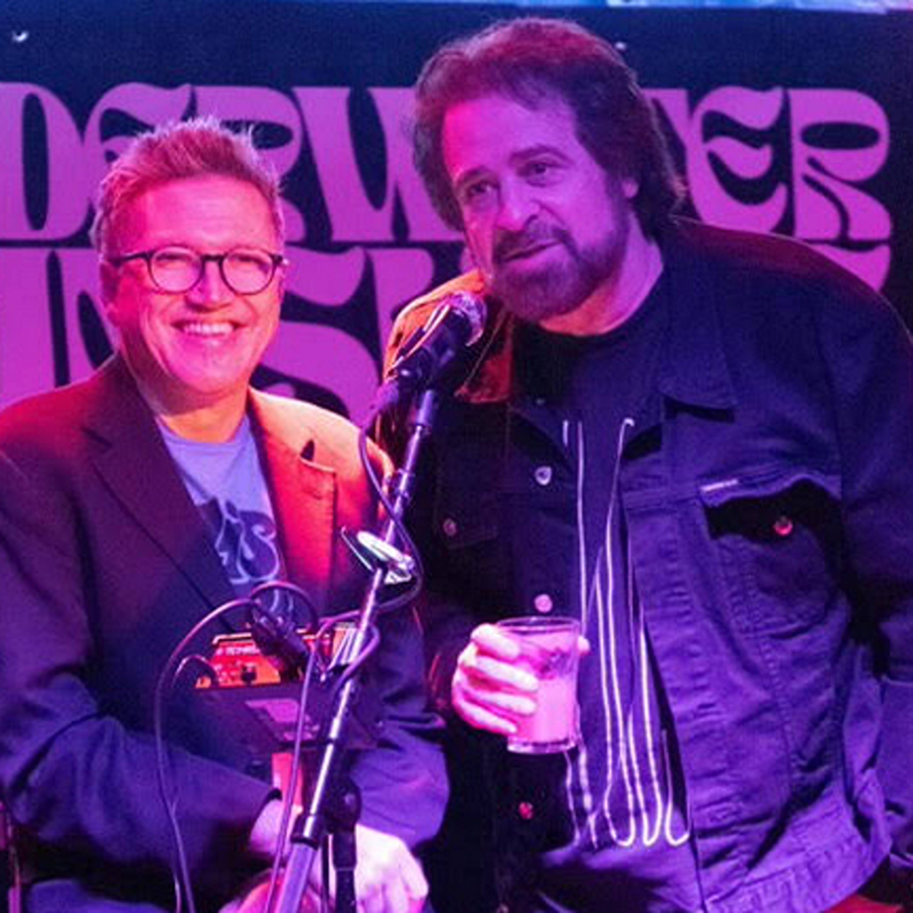 Sullivan Street : A Counting Crows Podcast