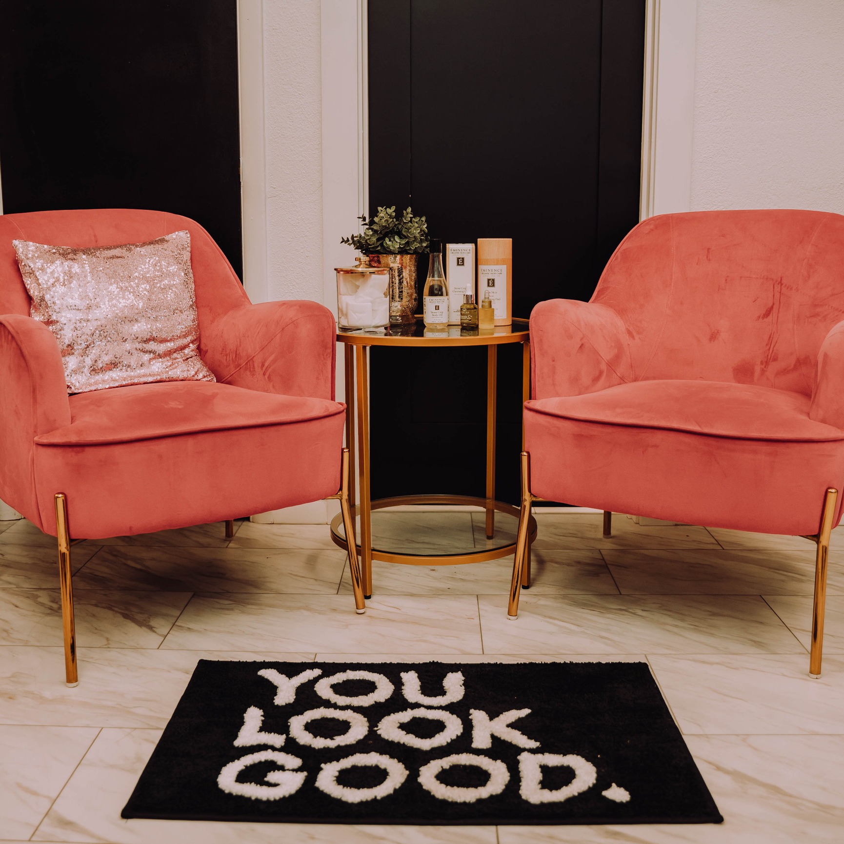 Confidence & Branding: The Secret to Social Media Success for Eshteticians episode artwork